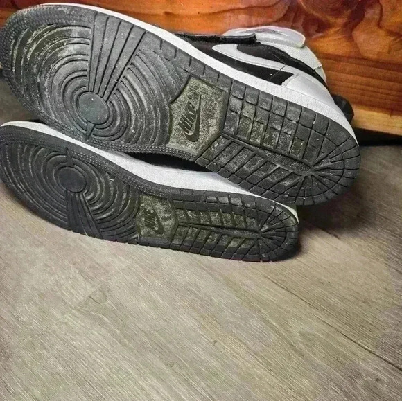 Nike Air Jordan 1 Hi Flyease (GS) sz 7 youth - Picture 6 of 8